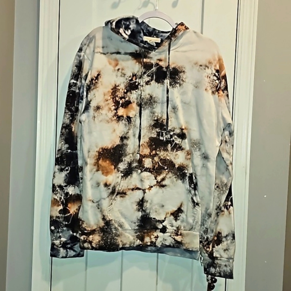 Womens large Gilded Intent super unique hoodie. Don't Miss out!!
